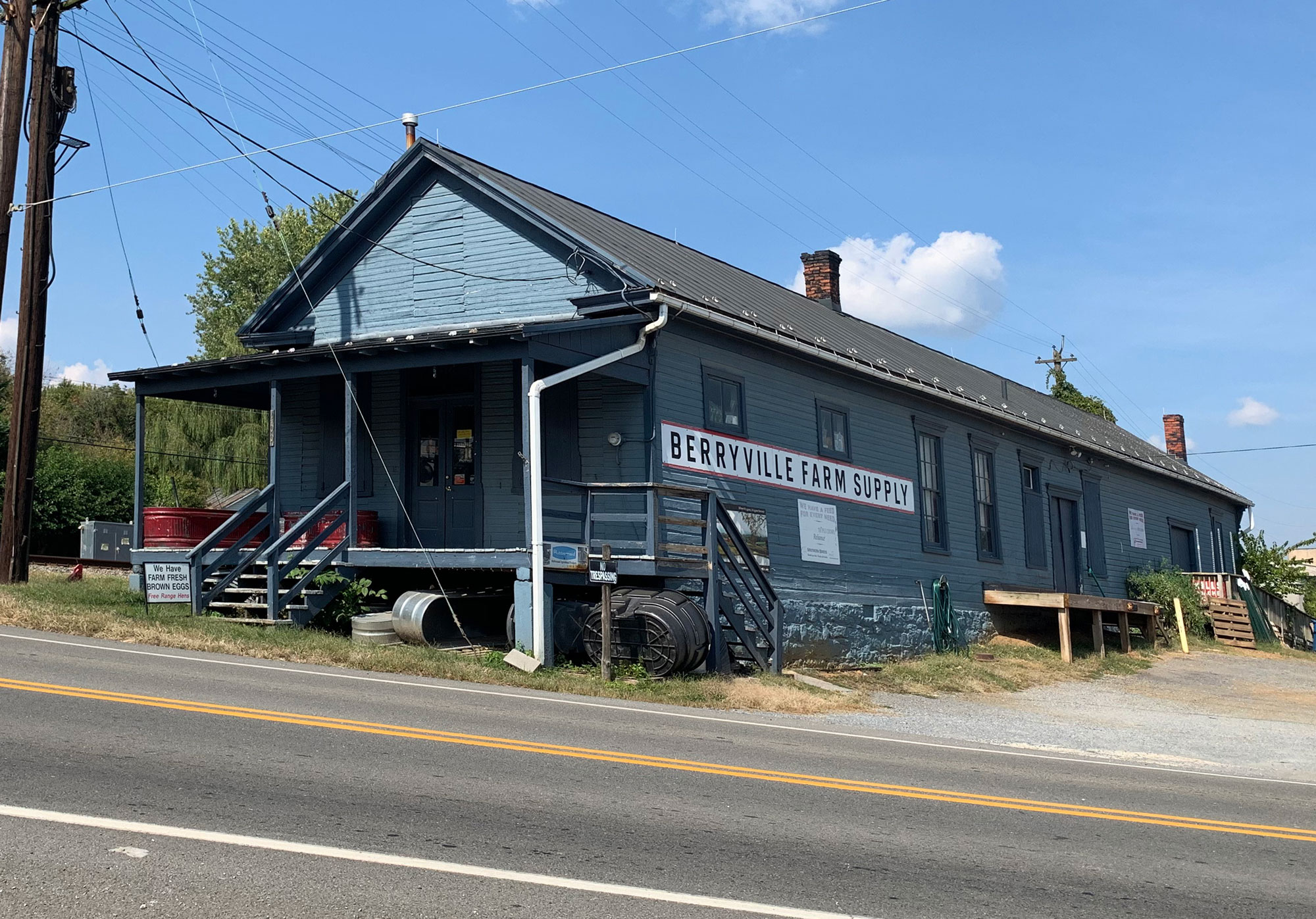 Thomas & Talbot Berryville Farm Supply